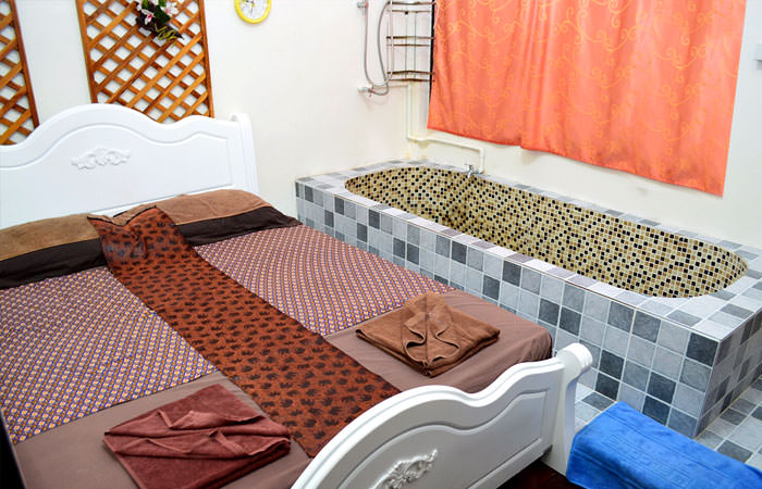 حمّام مصنوع خصيصاً لدى Bangkok Passion، Sukhumvit Soi 22